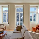 Spacious Flat With Private Terrace And Shared Pool Lägenhet *