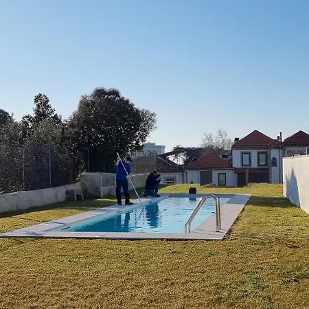 Apartment Spacious Flat With Private Terrace And Shared Pool Porto