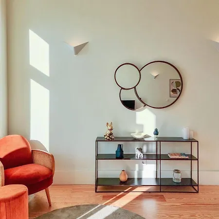 Spacious Flat With Private Terrace And Shared Pool *