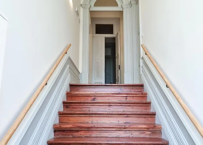 Spacious Flat With Private Terrace And Shared Pool *