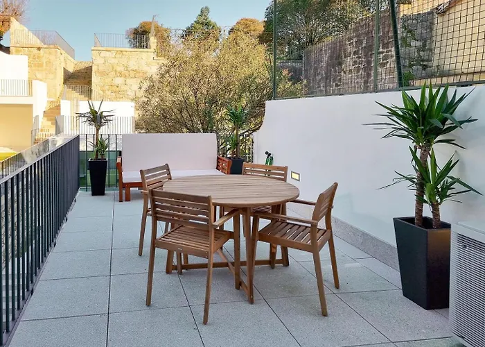 Spacious Flat With Private Terrace And Shared Pool Lejlighed