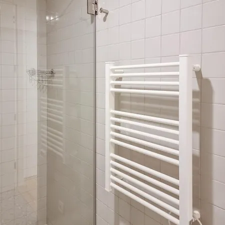 Spacious Flat With Private Terrace And Shared Pool Apartament