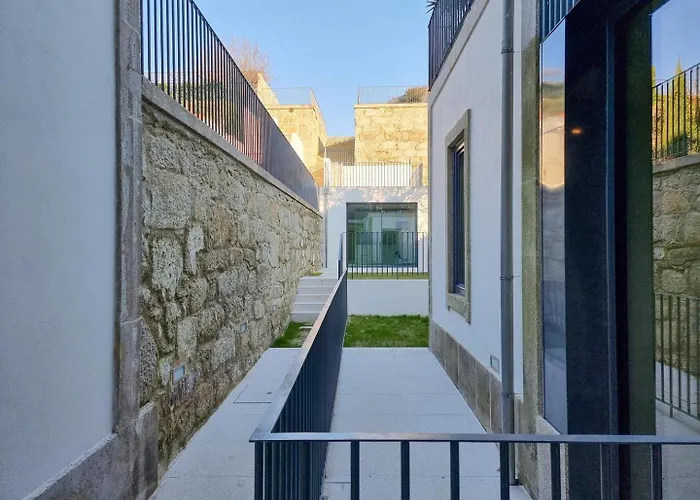 דירה Spacious Flat With Private Terrace And Shared Pool פורטו