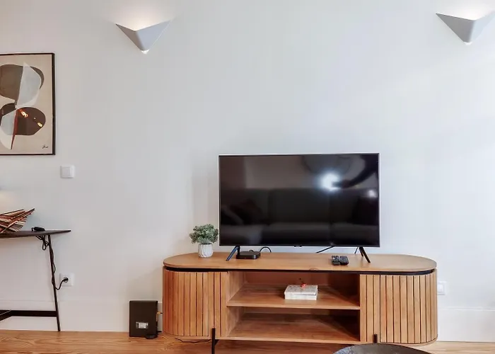 Spacious Flat With Private Terrace And Shared Pool פורטו